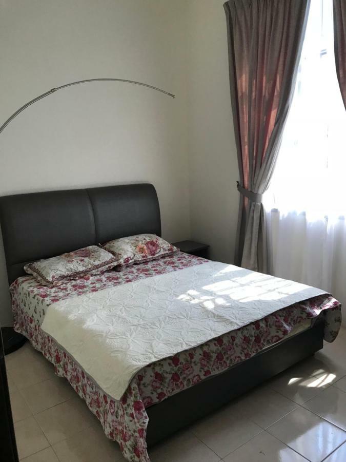 Patin Guest House @Desa Telok Ira, Temerloh Pahang Kampong Paya Kerinau エクステリア 写真
